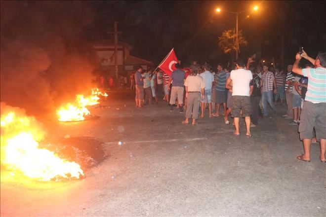 ANAMUR ŞEHİTLERİMİZ İÇİN SOKAĞA DÖKÜLDÜ