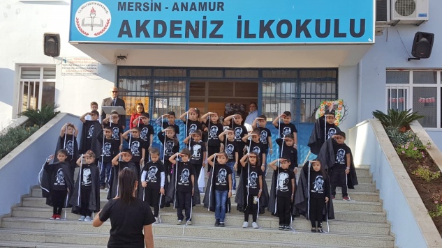 Akdeniz İlkokulu’nda Atatürk’ü anma etkinliği