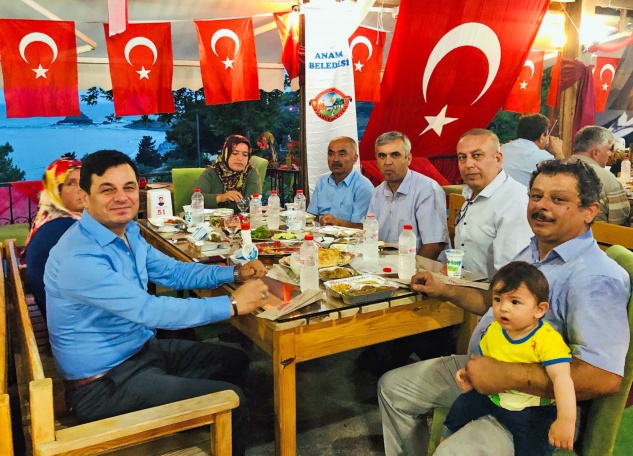 Belediye, Adanalı Kemal Usta restaurantta şehit aileleriyle buluştu