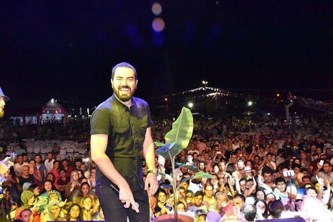 Festivalde 1.Gün Coşkusu ve Turgay Başyayla Konseri