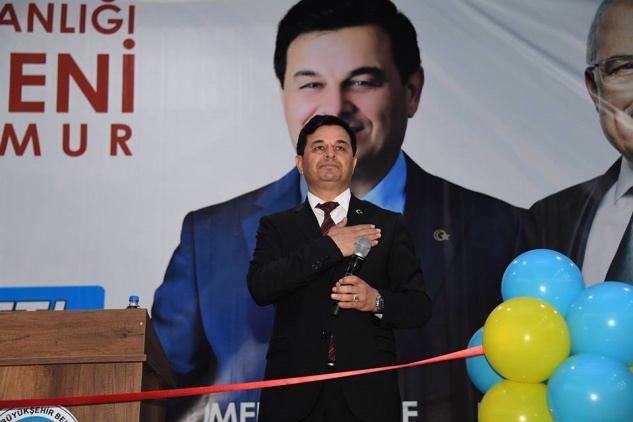 AK PARTİ’LİLERE SESLENDİ: ‘ADAYINIZ MEHMET TÜRE’