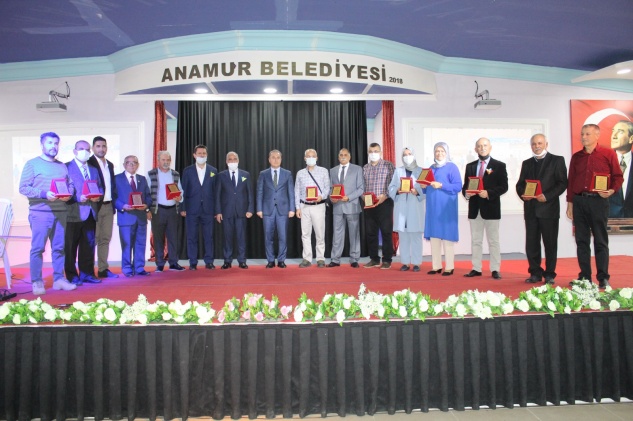 Anamur’da Öğretmenler Günü kutlandı