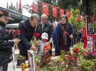 BAŞKAN SEÇER, 18 MART ŞEHİTLERİ ANMA GÜNÜ VE ÇANAKKALE DENİZ ZAFERİ’NİN 108. YIL DÖNÜMÜ PROGRAMINA KATILDI