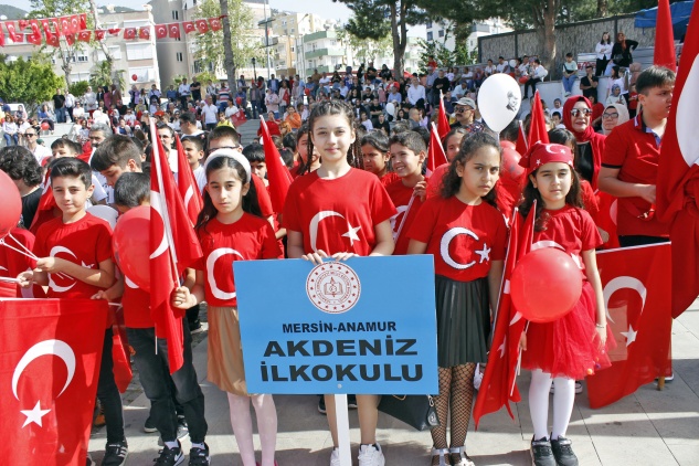 Anamur’da 23 Nisan kutlama töreni