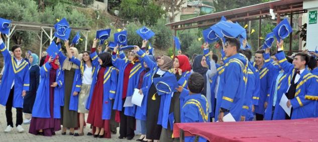 İmam Hatip Lisesi’nde eski ve yeni mezunlar buluştu