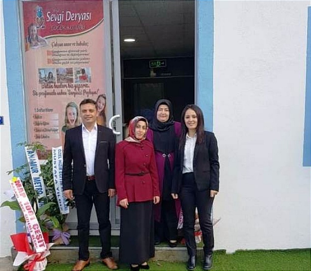  Sevgi Deryası Sevgiye sevgi katıyor