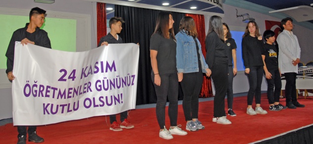 Anamur’da Öğretmenler Günü programı