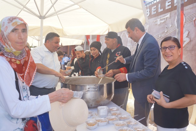 Belediyeden aşure etkinliği