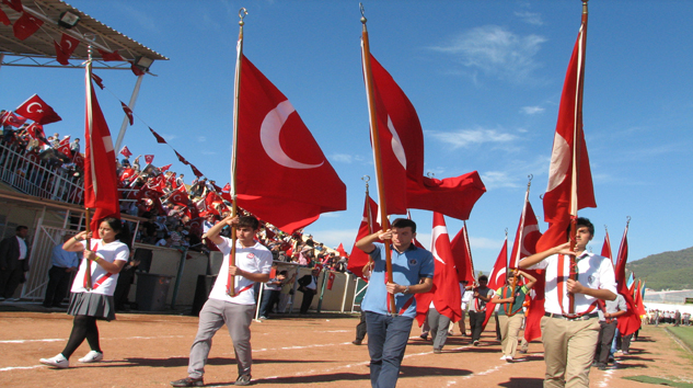 90. YILDÖNÜMÜ TÖRENLE ANILDI