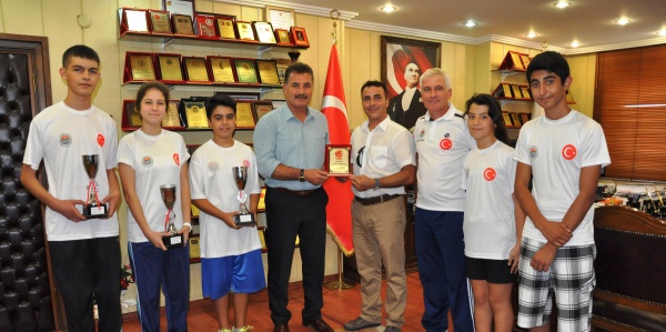 BOCCE, TOROSLAR’DA MEYVELERİNİ VERİYOR