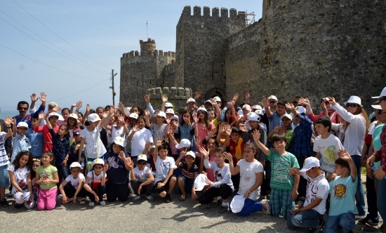 Hakkarili öğrenciler Anamur’a hayran kaldı